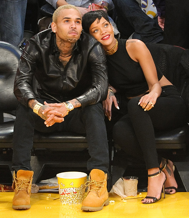 Chris Brown and Rihanna at the Lakers Game Chris Brown and Rihanna at the Lakers Game
