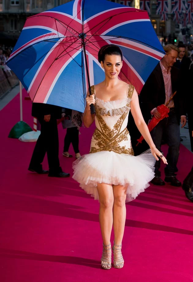 Katy Perry White Gold England Premiere Katy Perry White Gold England Premiere