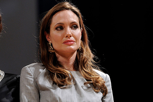 Angelina-Jolie Angelina-Jolie